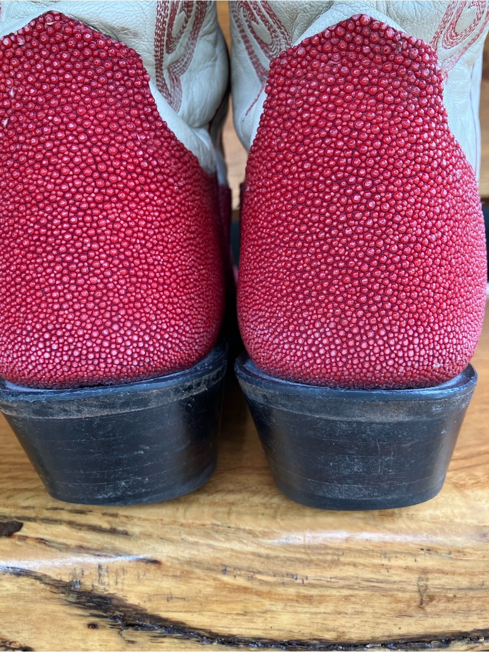 Red Lucchese 1883 Stingray Cowboy boots 9 B - Picture 10 of 16